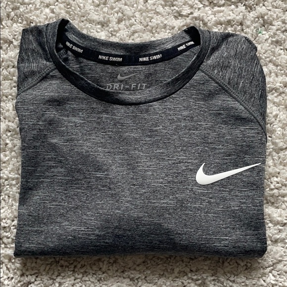 Nike Dry Fit Shirt - Picture 2 of 2
